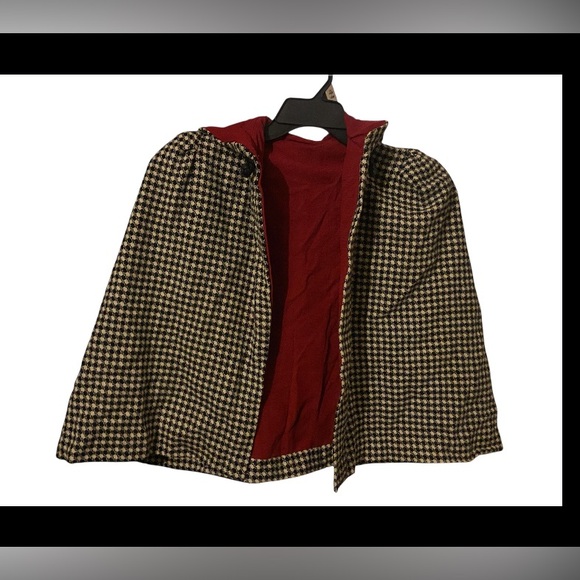MAKE AN OFFER 🍒 Vintage Houndstooth Crimson Childs / Small Cape w/ Hood #9582 - Picture 4 of 14